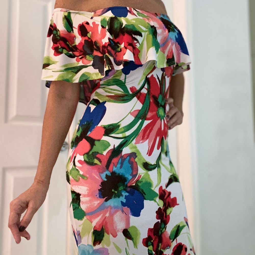 Use with tag 🏷 Long floral dress💐